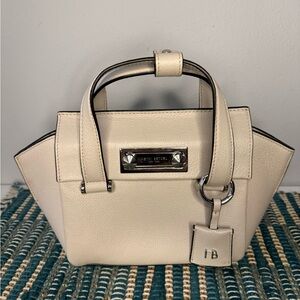 Henri Bendel modern icon, convertible satchel Crossbody and dust bag included